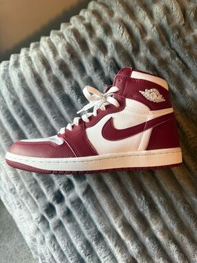 Nike Air Jordan 1 Mid White and Burgundy Basketball Sneakers